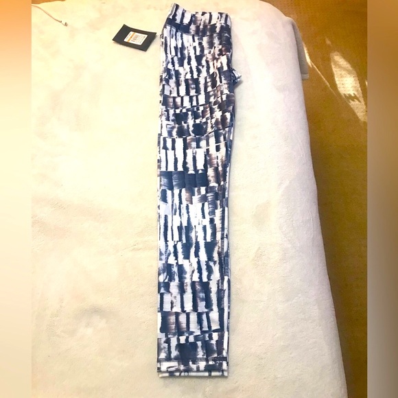 NEW GAIAM by Jessica Biel Blue Abstract Leggings - Picture 12 of 14